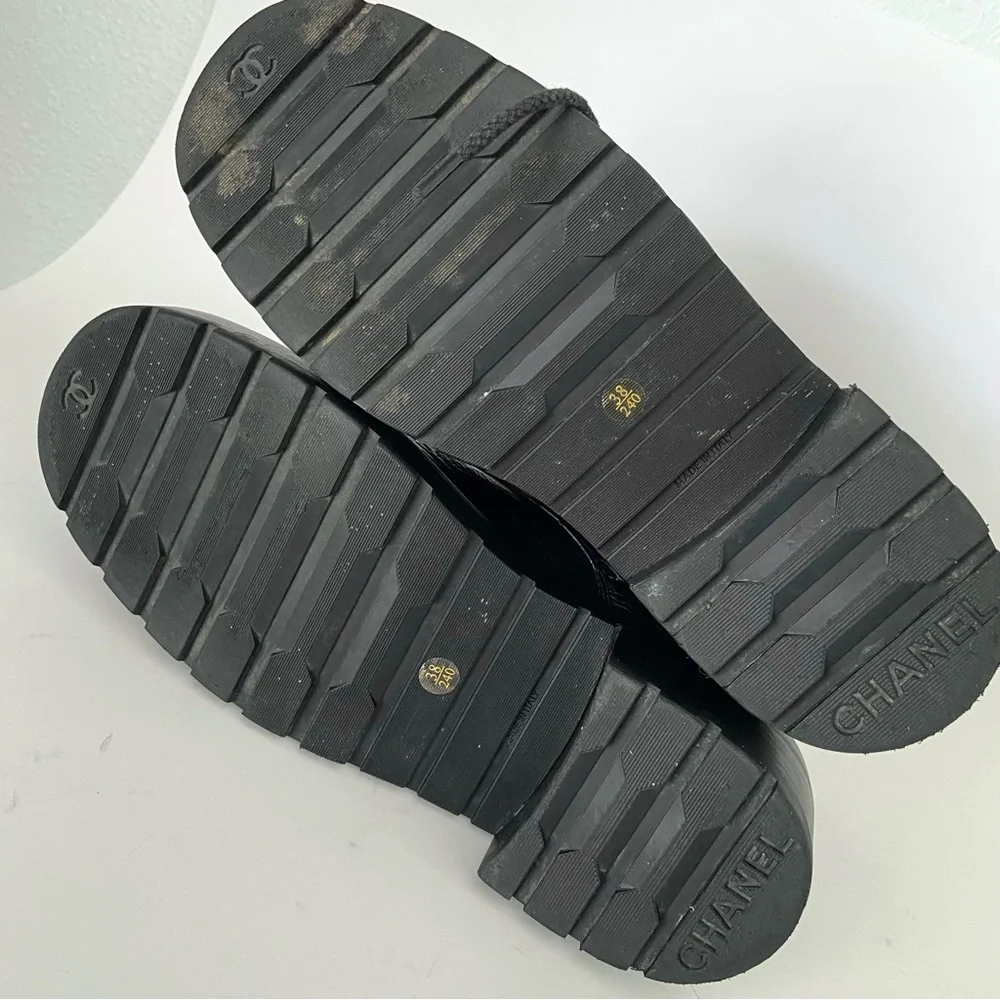 LOUIS VUITTON Leather Lace Up Combat Boots Ankle Booties - Picture 15 of 16